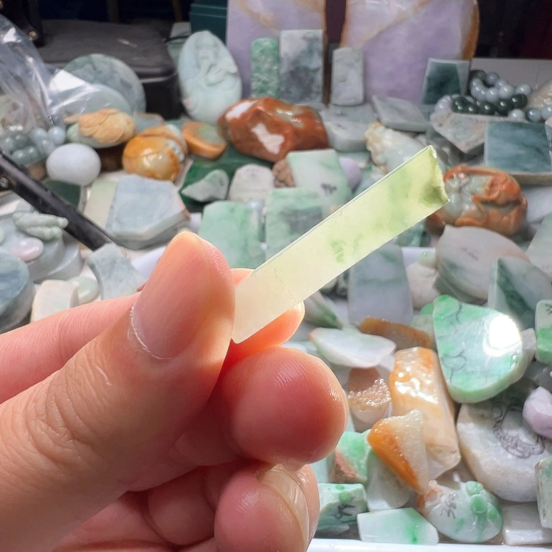翡翠散珠翡翠原石片料