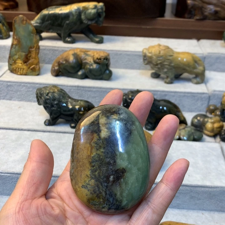 海***善岫岩河磨玉（透闪石质玉）未镶嵌把件