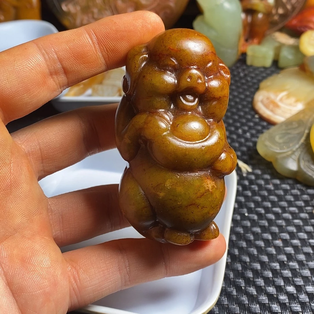 岫岩老玉（透闪石质玉）未镶嵌珠宝奇石