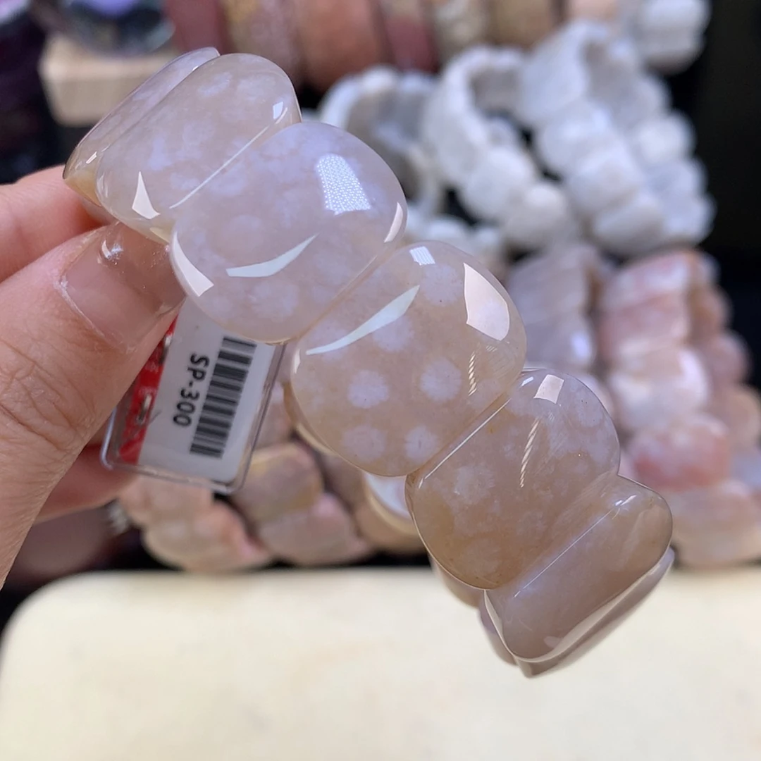 【闪购商品】颈饰未镶嵌硅化珊瑚（珊瑚玉）上新精品手牌44号