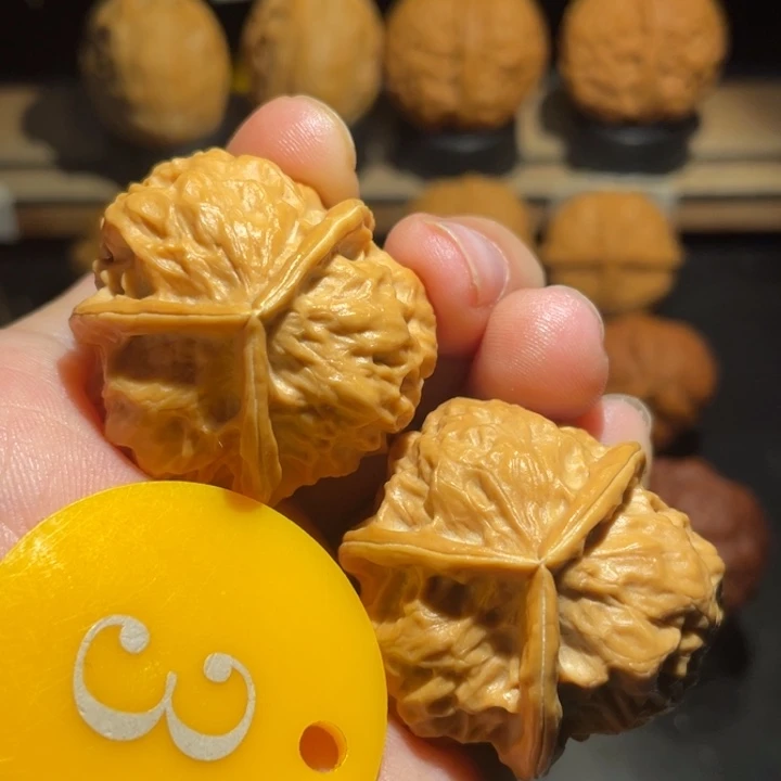 三棱34尺寸核桃。