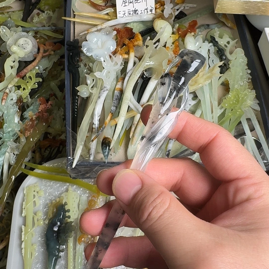 蛇纹石玉未镶嵌发饰