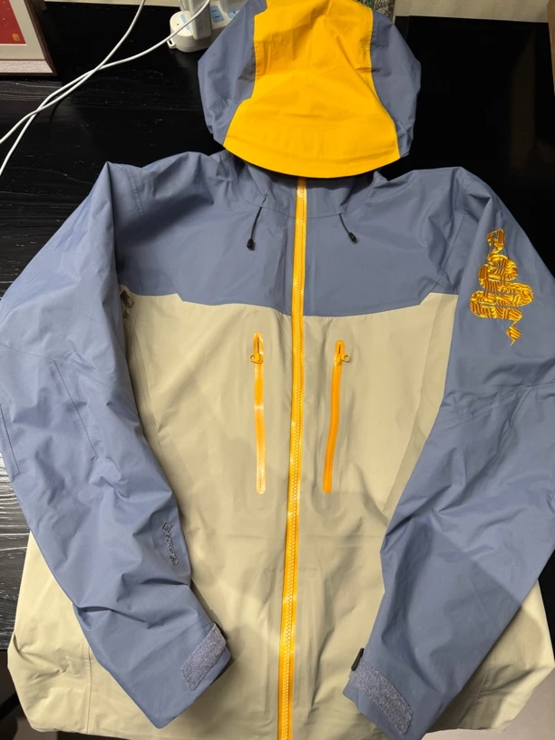 【默认净版】茑叔家蛇年限定刺绣款冲锋衣三层压胶全溢胶防风防水