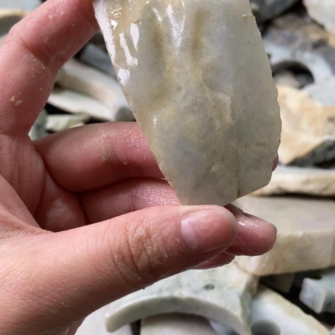 翡翠未镶嵌颈饰天然翡翠