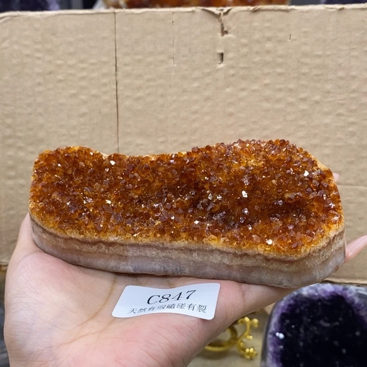 紫晶未镶嵌大型摆件（非配饰）