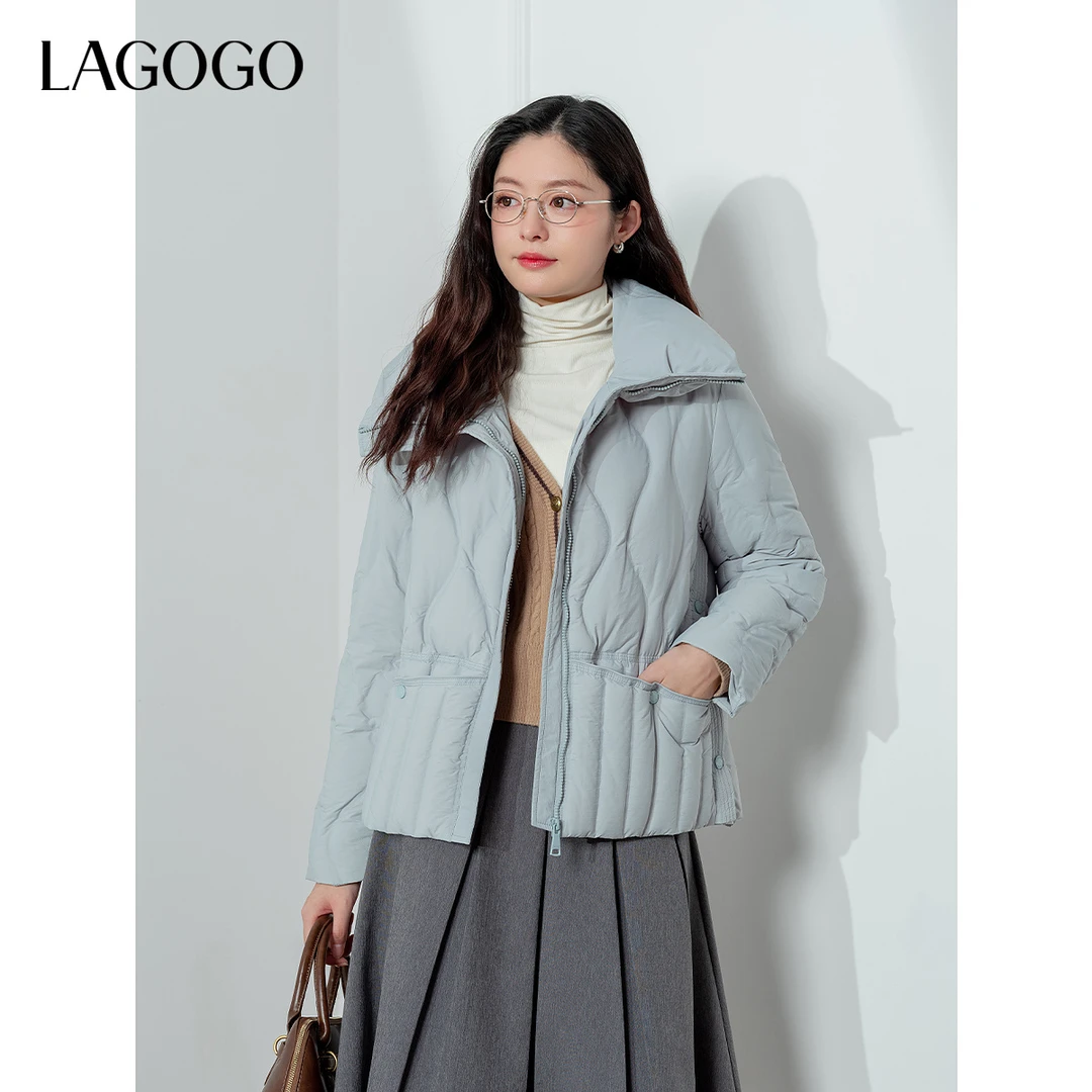 lagogo拉谷谷年新款立领压花设计感羽绒服女NCYY23YA33