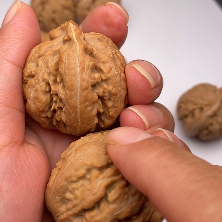 文玩核桃把件霸王龙