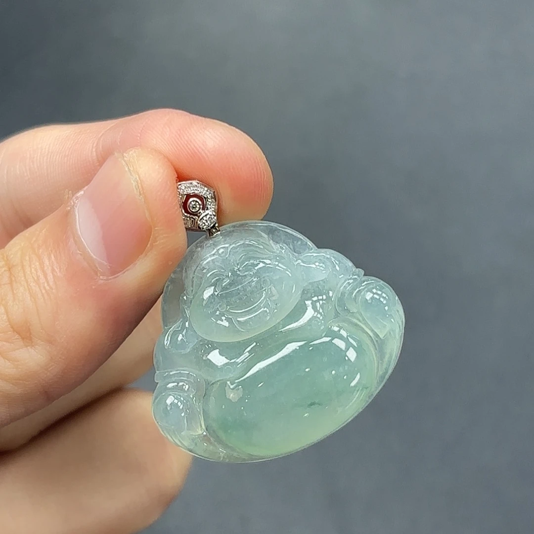 颈饰18K金镶嵌翡翠佛公