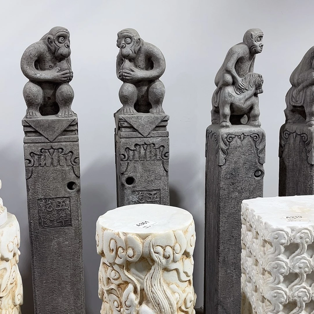 石材好猴子拴马桩一根