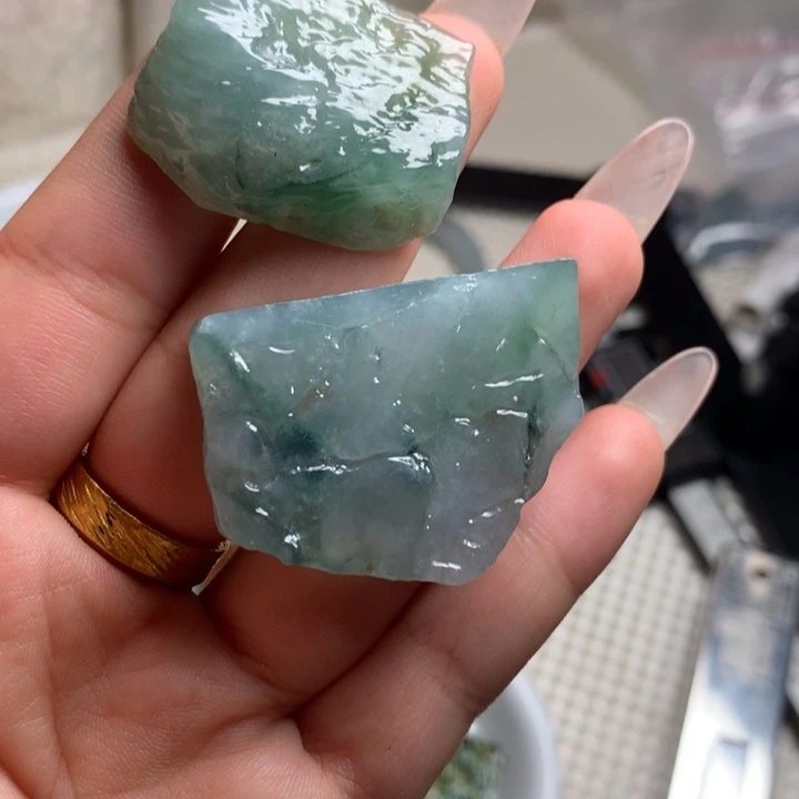 翡翠裸石翡翠裸石吊坠