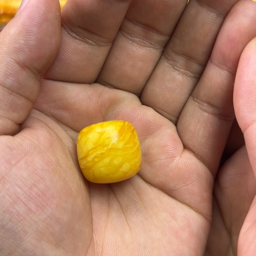 琥珀吊坠(不含链)未镶嵌