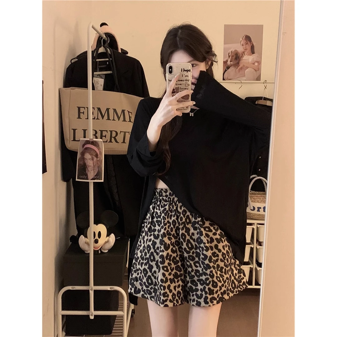 松紧腰豹纹休闲裤女夏季薄款大码胖妹妹高腰显瘦阔腿洋气A字短裤