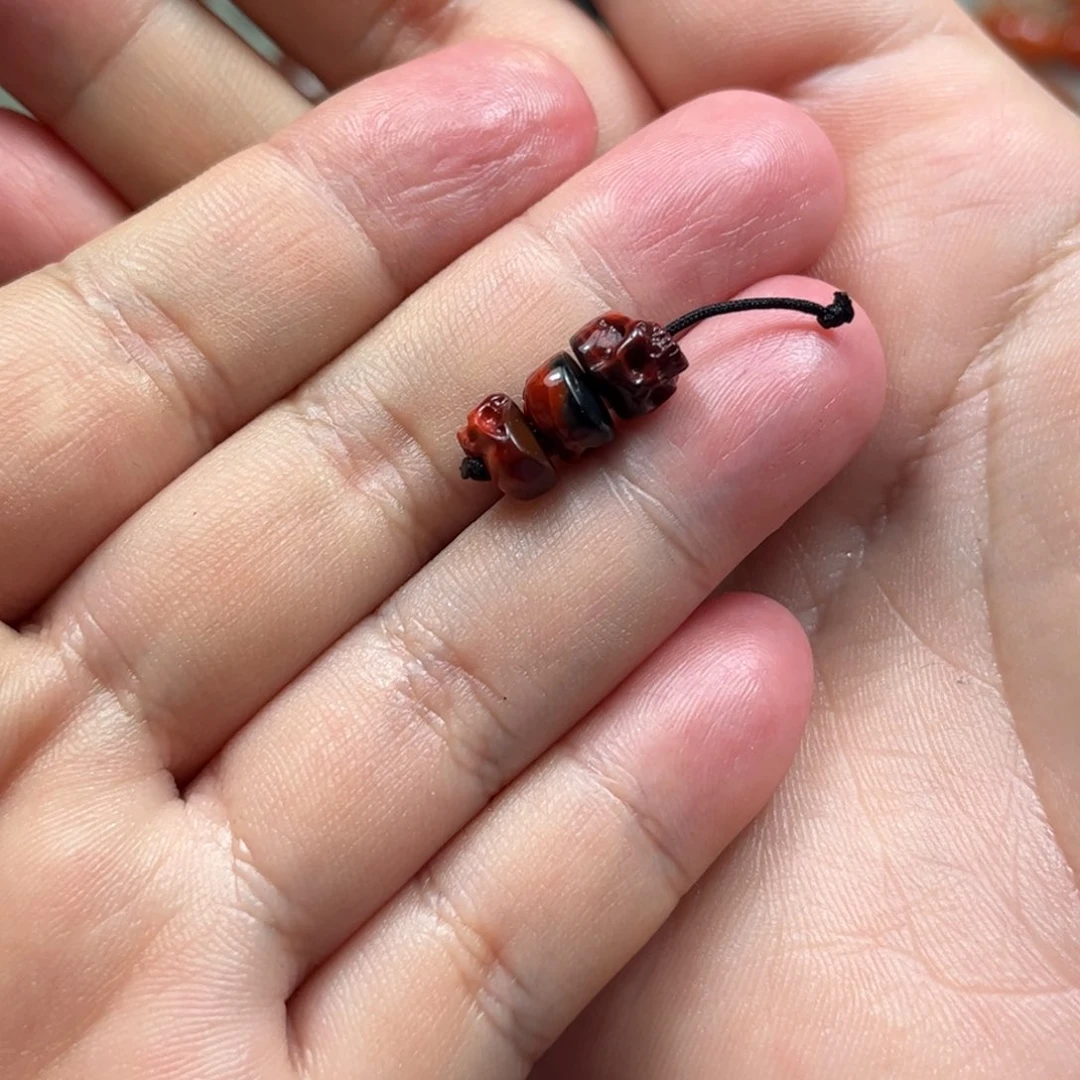 未镶嵌配饰南红玛瑙