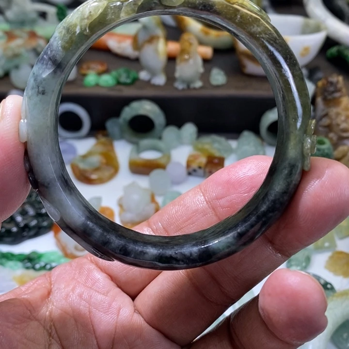 定制翡翠未镶嵌毛货