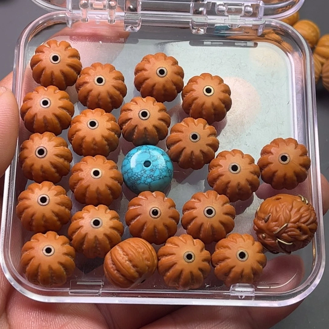 吊坠猴头核桃八棱