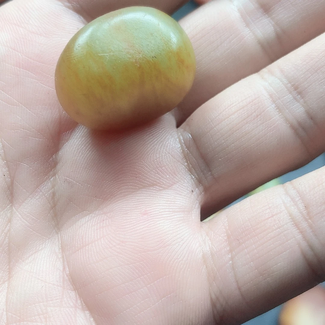 未镶嵌和田玉珠宝半成品