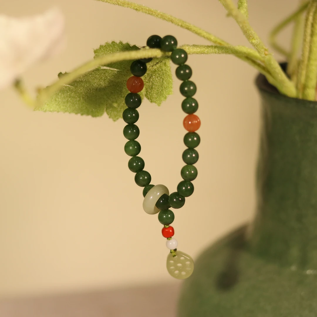 ZC10A18175[原创]【遗珠专款】和田玉藕片单圈手串（多样性发货）