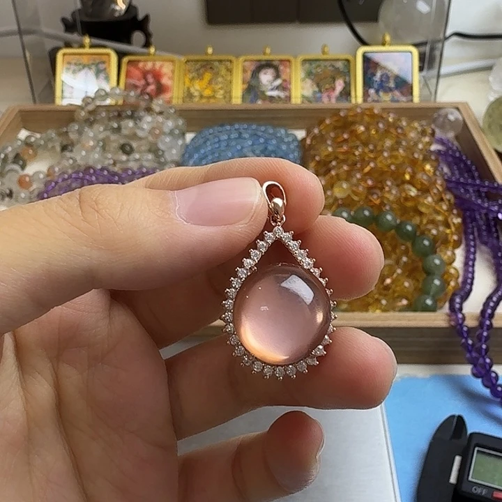 颈饰水晶银S925镶嵌矿坑