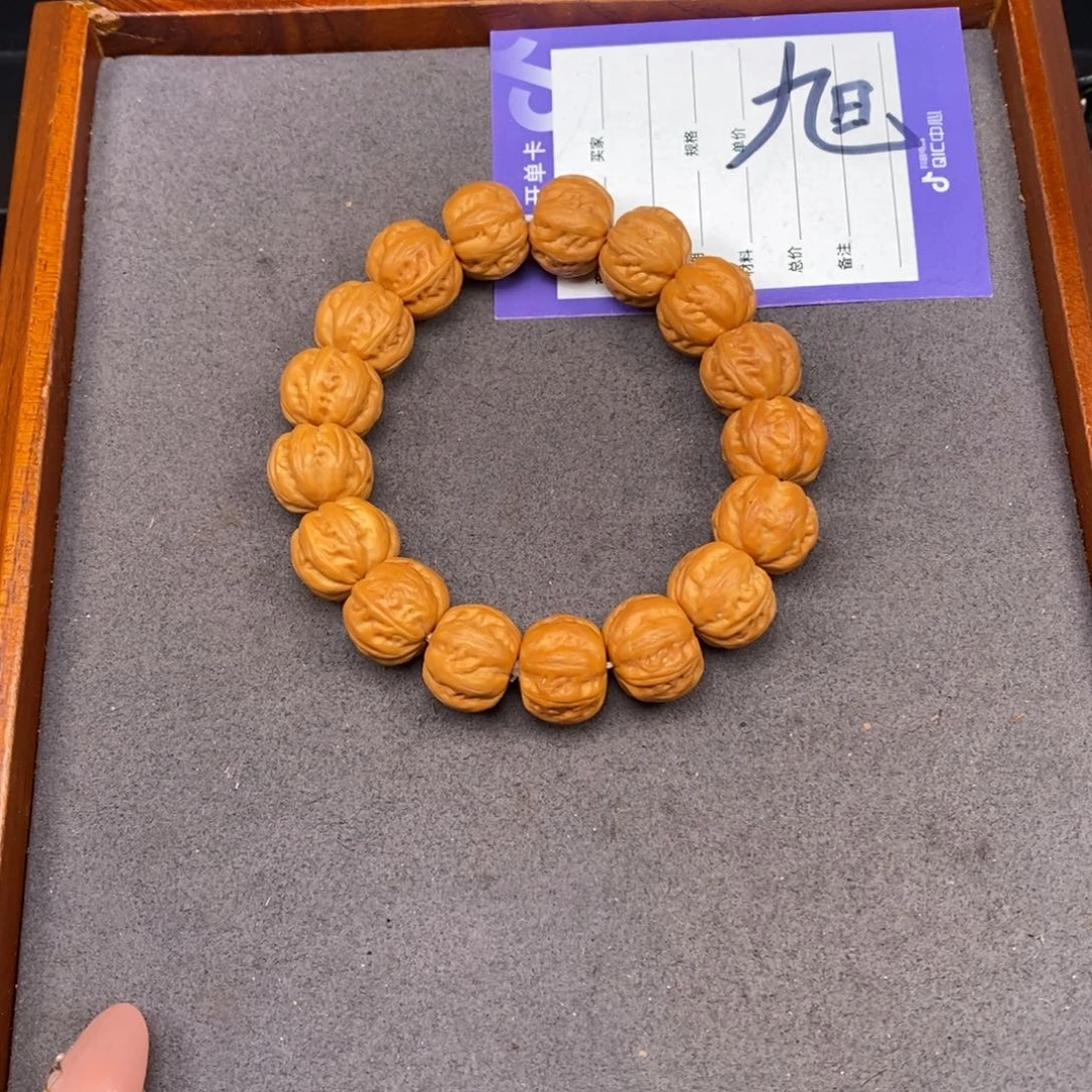猴头核桃手串失***者猴头