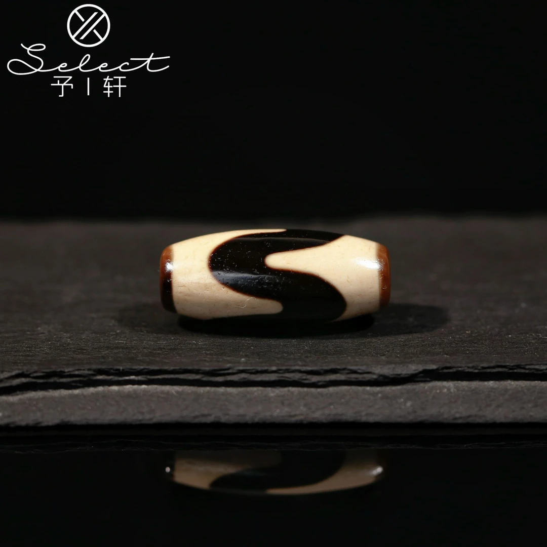 予轩出品；行运任晓攀亲工黑签超顶料爆砂虎芽30.5*13.1mm天珠吊坠