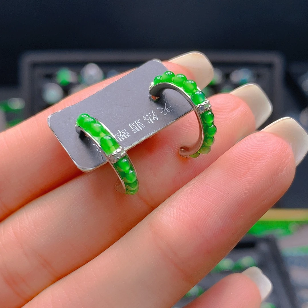 未镶嵌翡翠耳饰天然翡翠