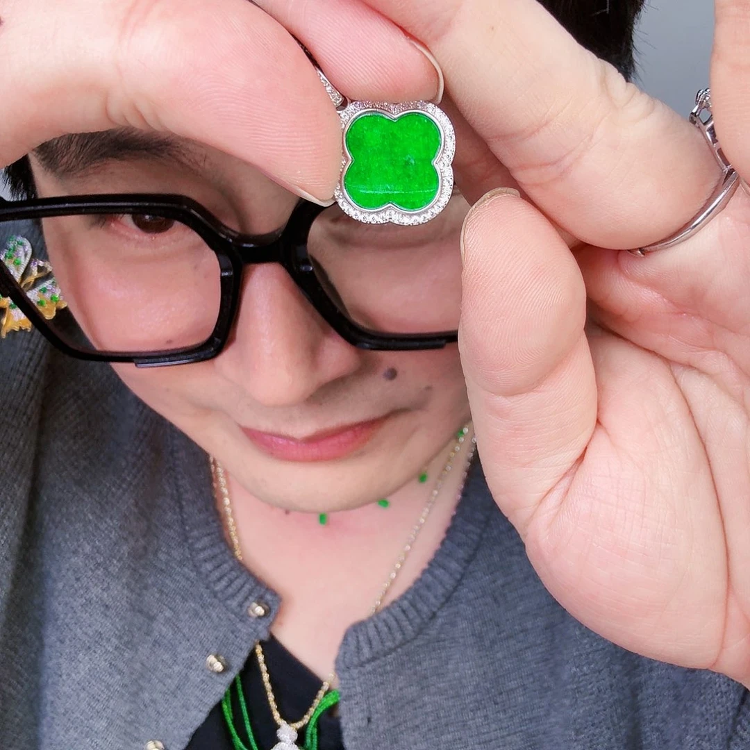 翡翠颈饰未镶嵌一个