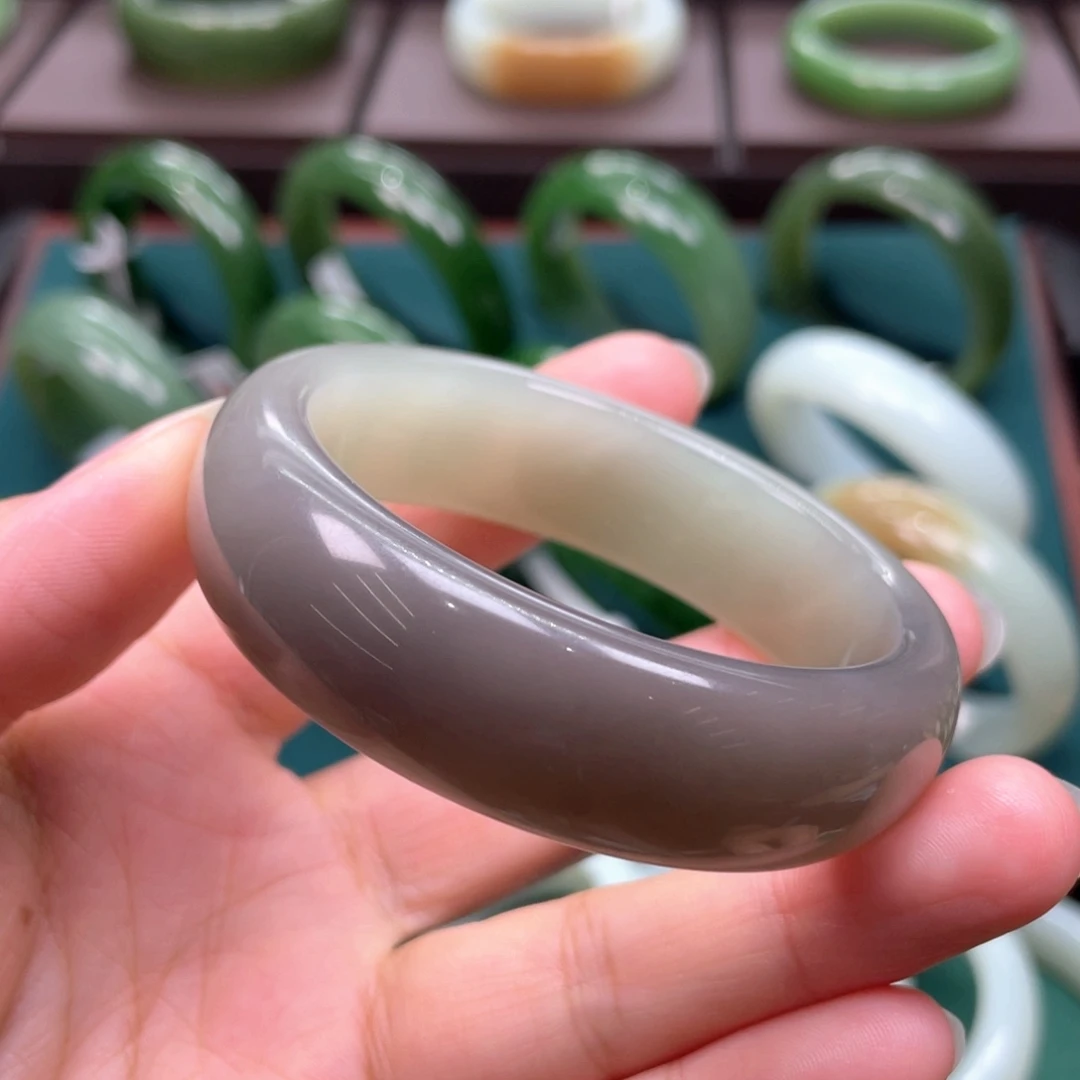 和田玉未镶嵌手镯5253