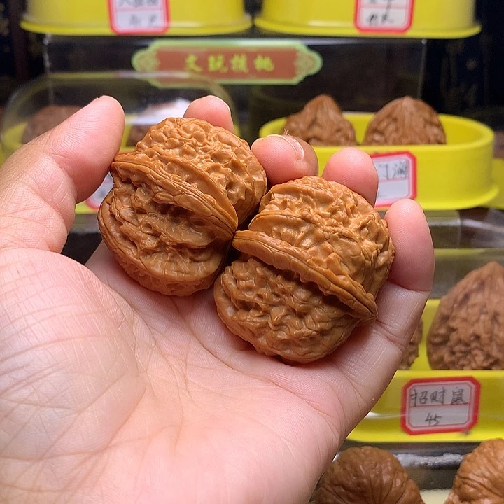 把件文玩核桃静**张三角白