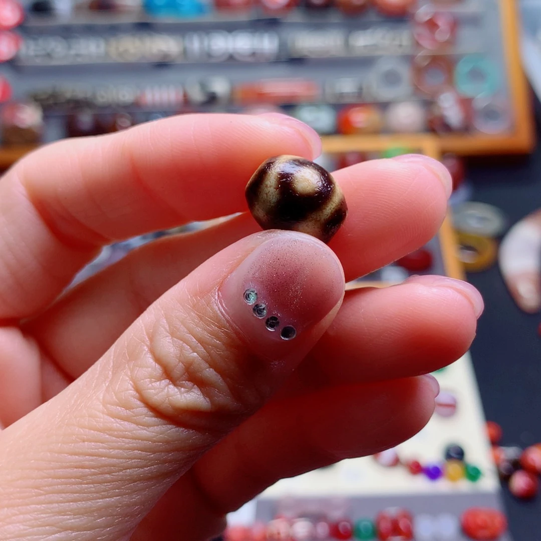 九***请玛瑙/玉髓颈饰未镶嵌