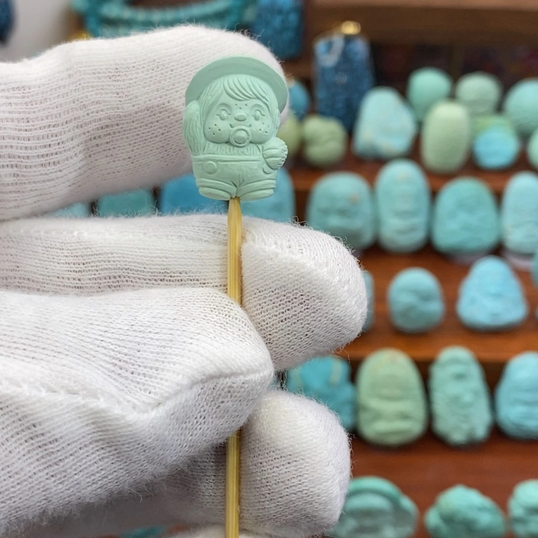 绿松石未镶嵌珠宝奇石