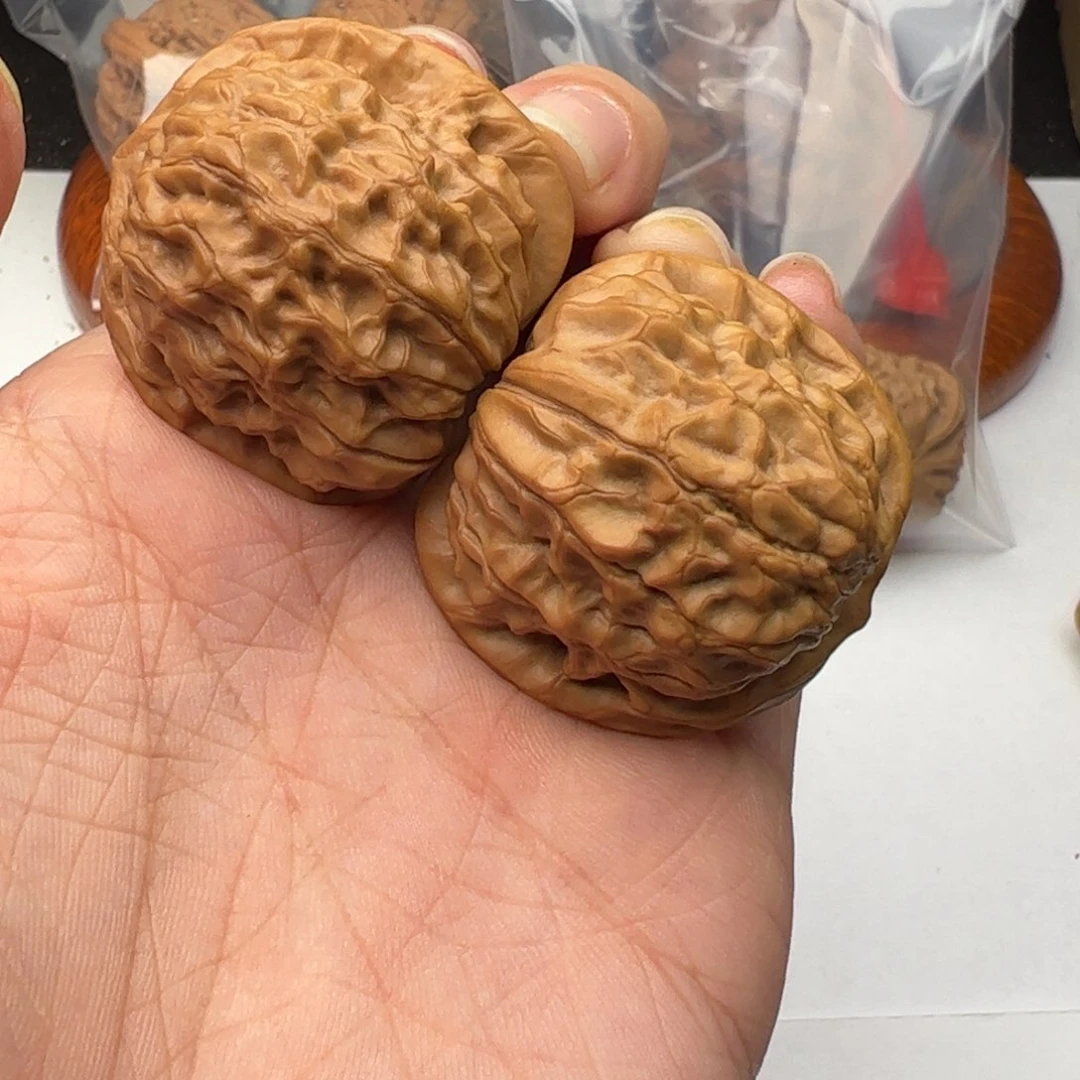 文玩核桃吊坠饲*员石门元宝