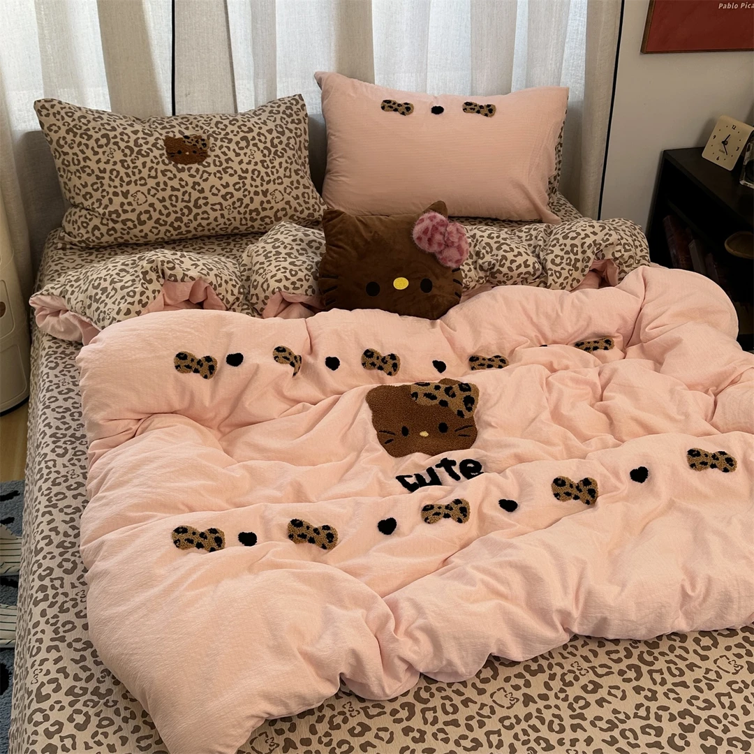 猫咪日记少女心豹纹毛巾绣四件套水洗棉皱皱纱被套宿舍三件套床品
