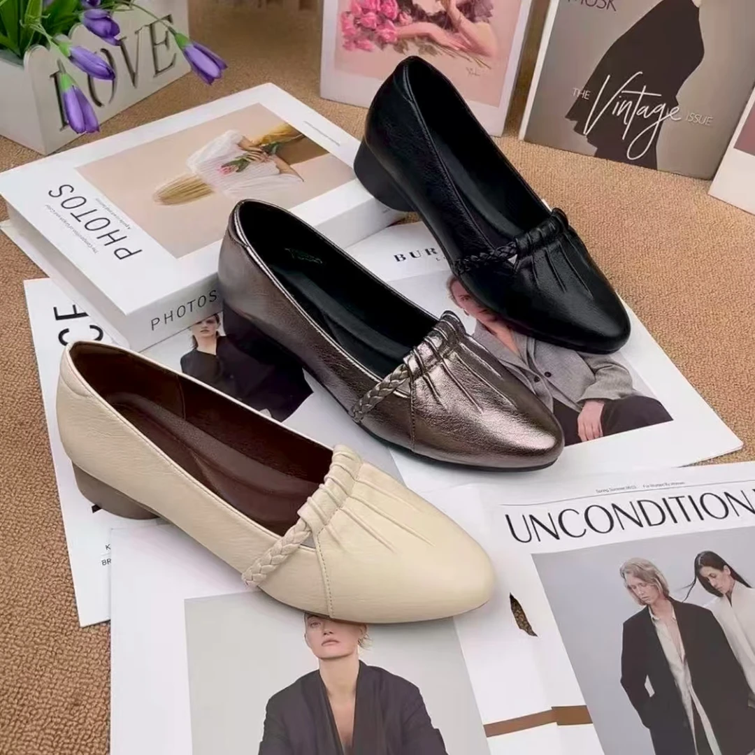 【品牌力荐】低跟浅口夏季透气尖头单鞋女新款百搭粗跟软底5358