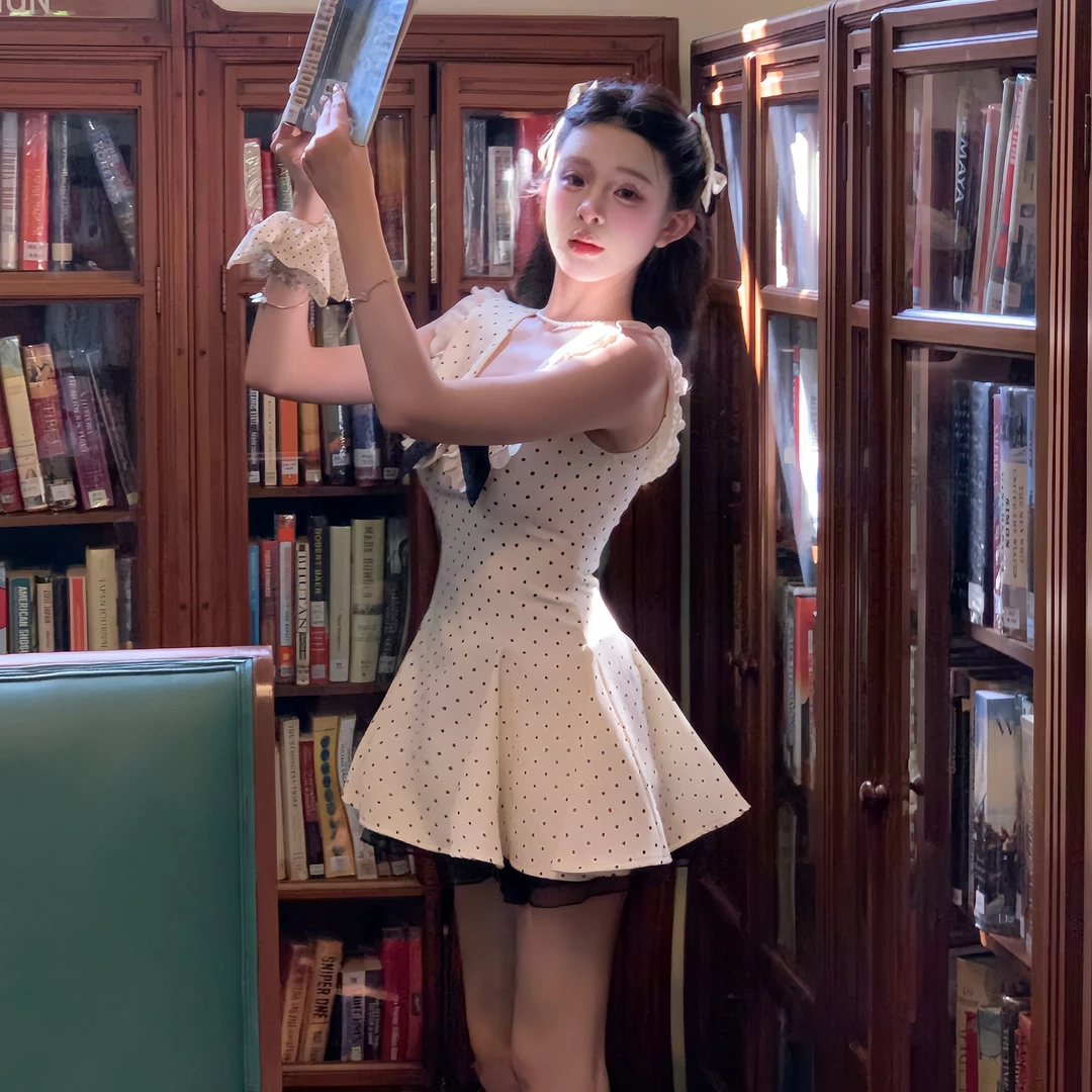 法式波点连衣裙女2025春季新款背心裙清纯掐腰裙a字裙子