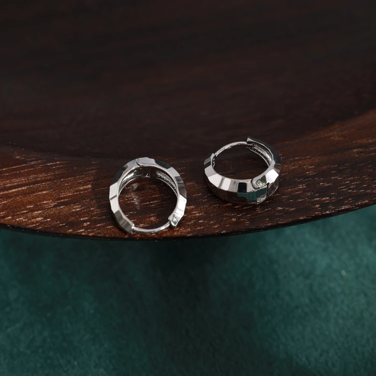 铜合金仿珍珠耳饰 西町村屋冷淡风简约气质多面耳环XHAB40020