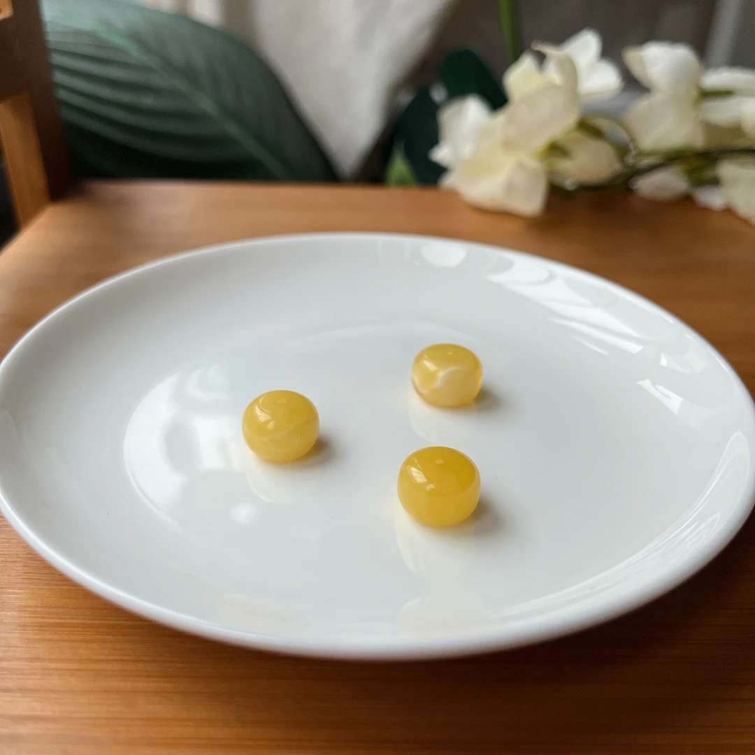 【郭老师】约12mm1g+俄料蜜蜡老型珠单珠吊坠配件 多样性发一件