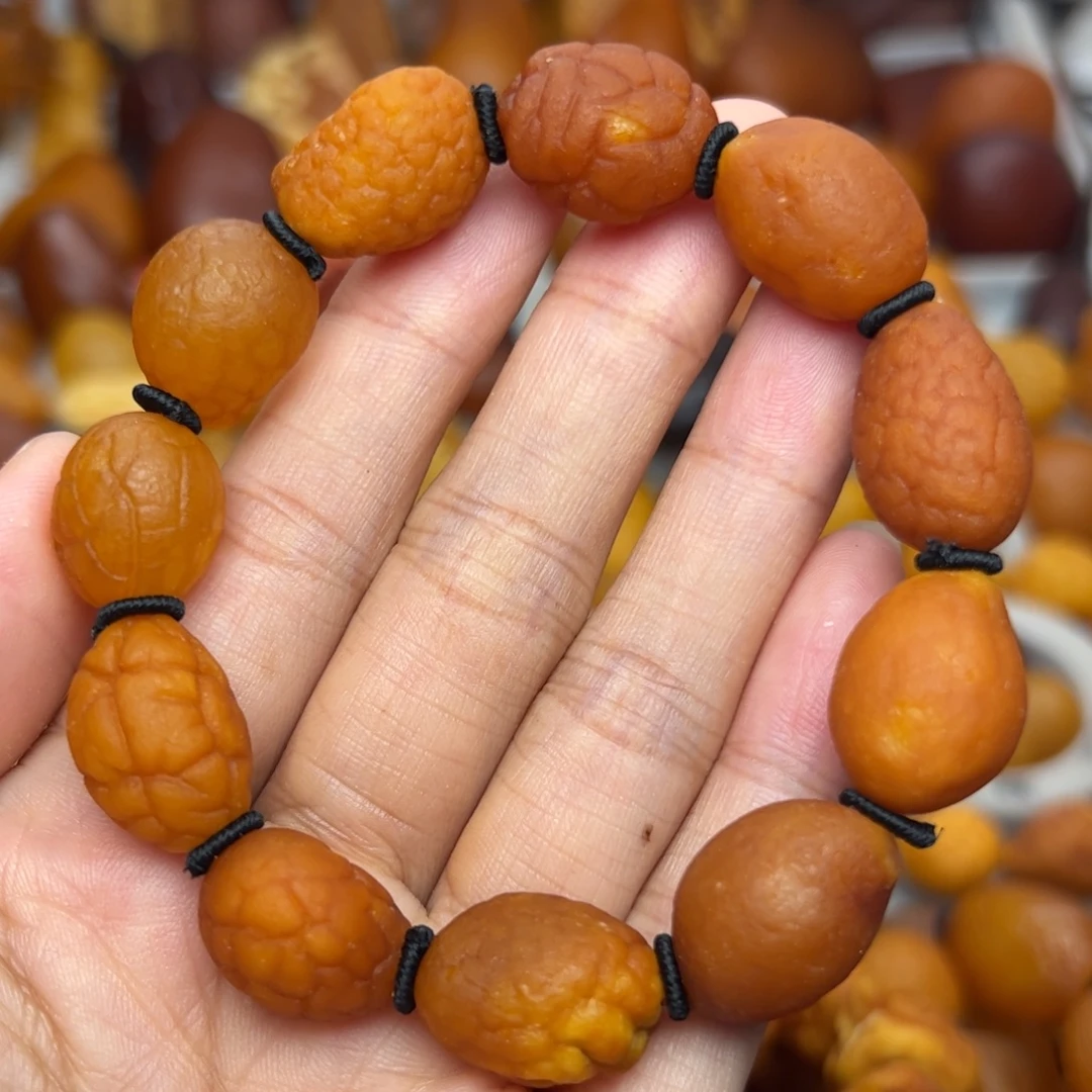 未镶嵌琥珀裸石天然蜜蜡