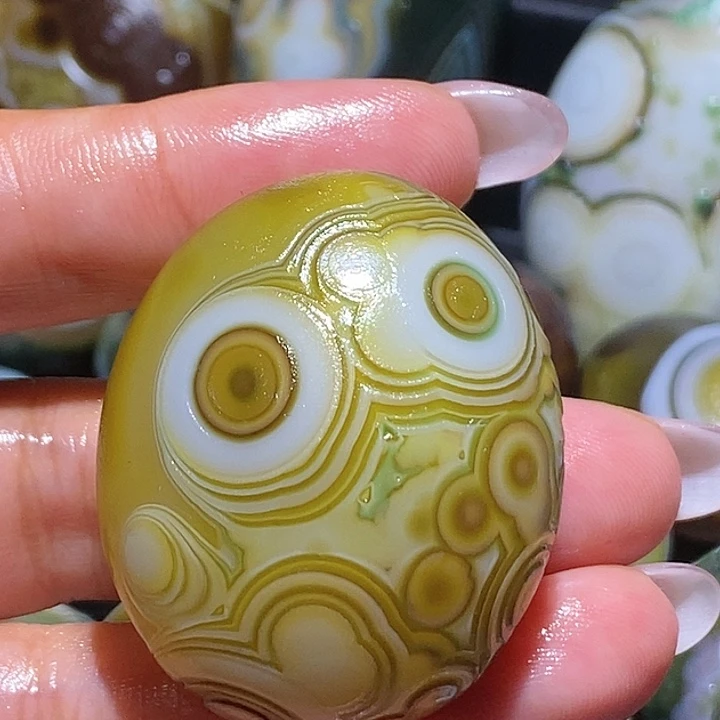 玛瑙/玉髓未镶嵌珠宝奇石46