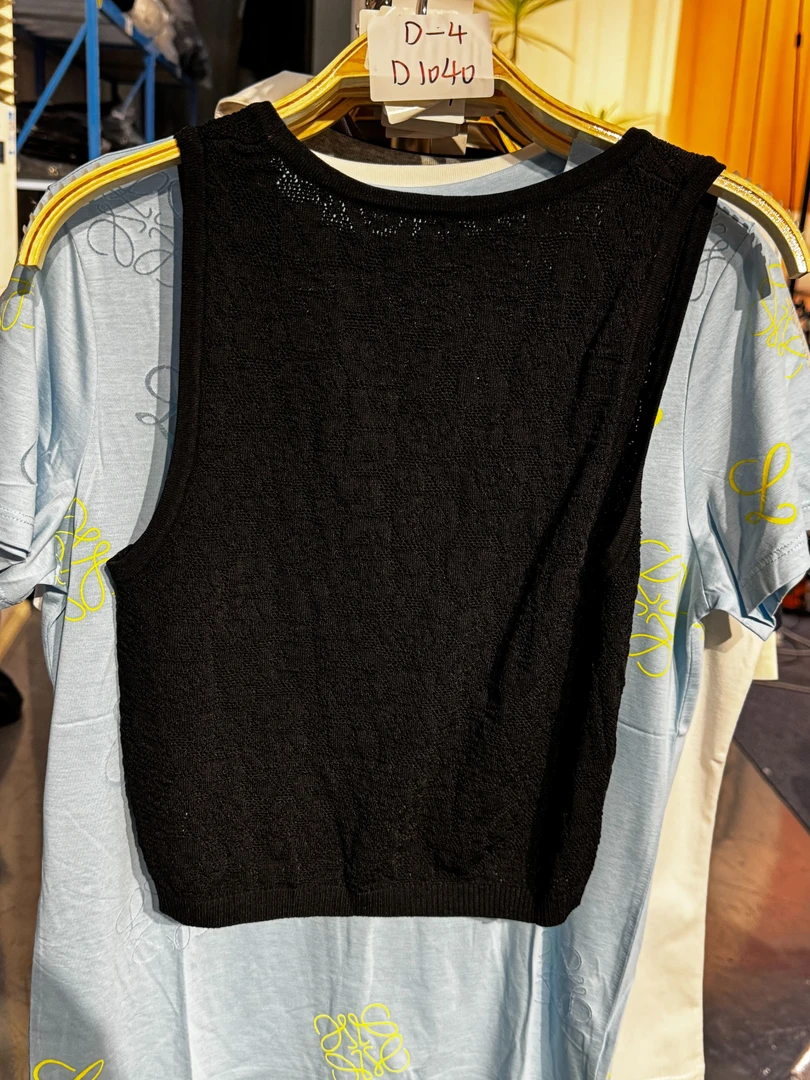 D-4-1044显瘦吊带针织马甲背心