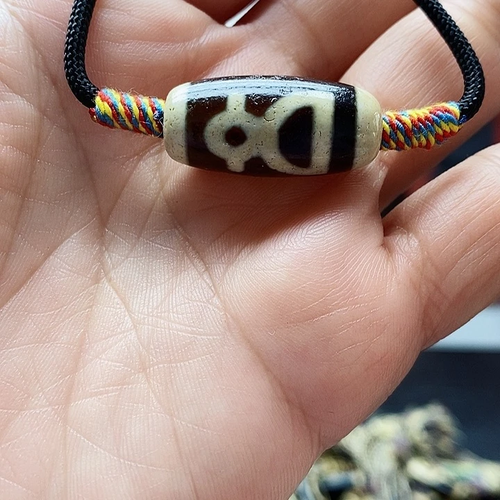 玛瑙/玉髓颈饰合金