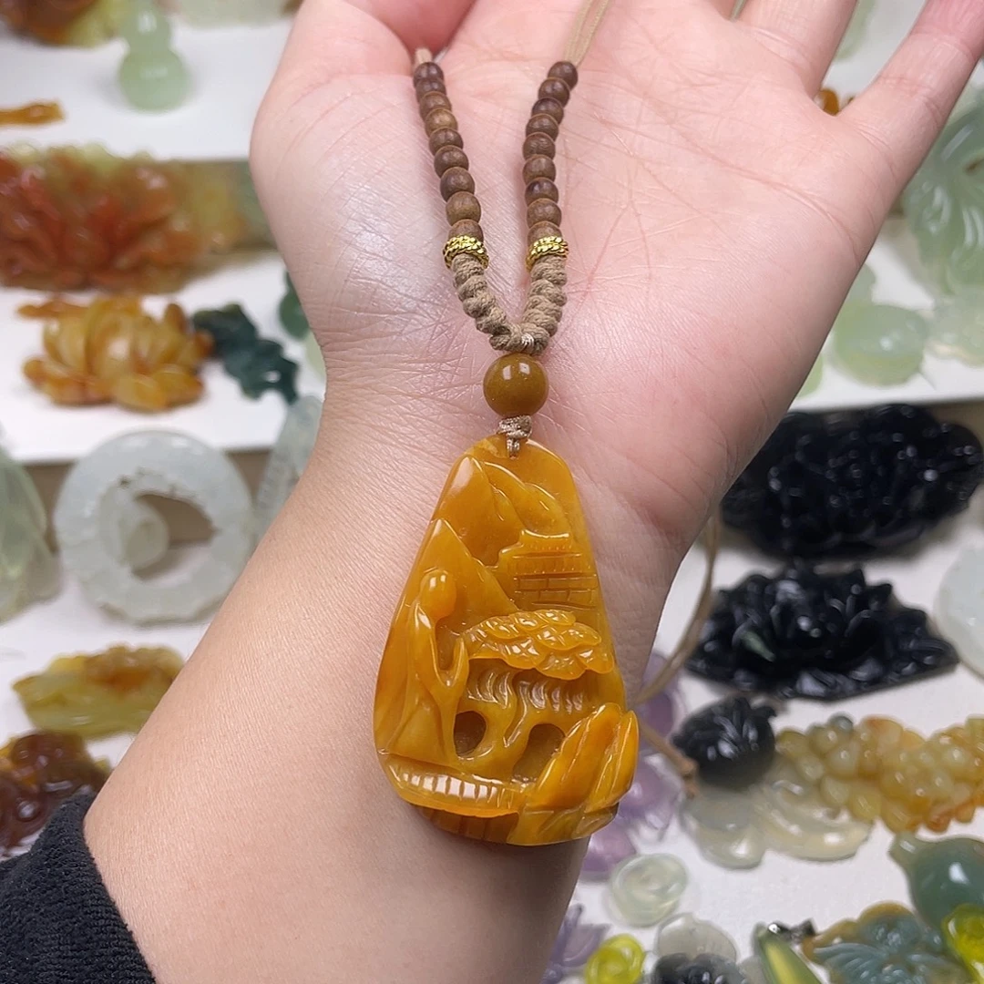 蛇纹石玉未镶嵌颈饰