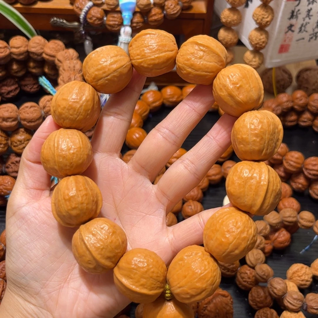 吊坠桃核小**儿木鱼元宝