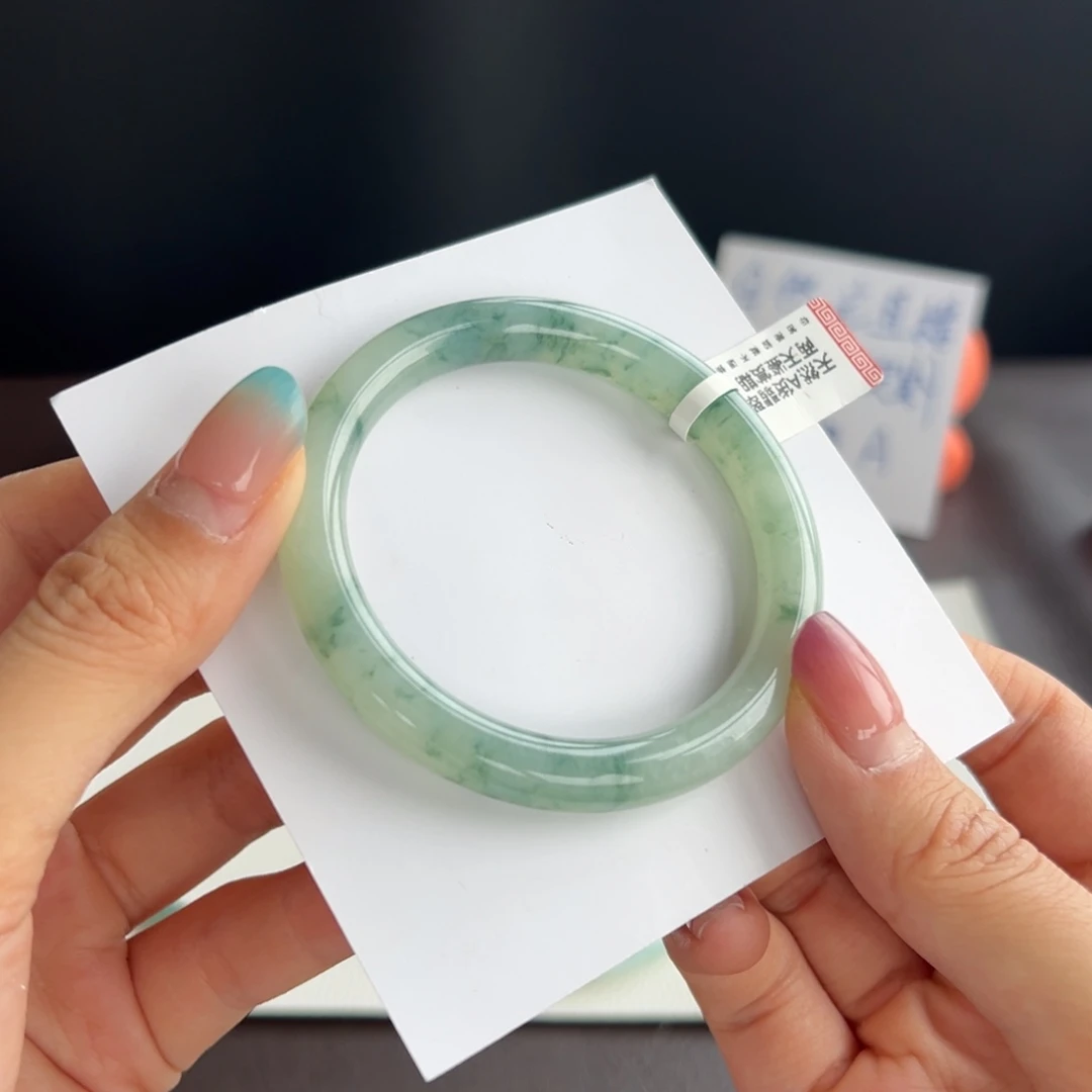 翡翠未镶嵌手镯2号 52.4