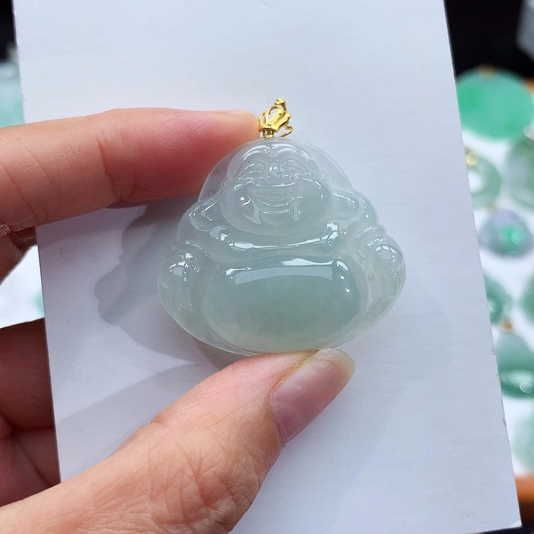 翡翠18K金镶嵌颈饰翡翠吊坠