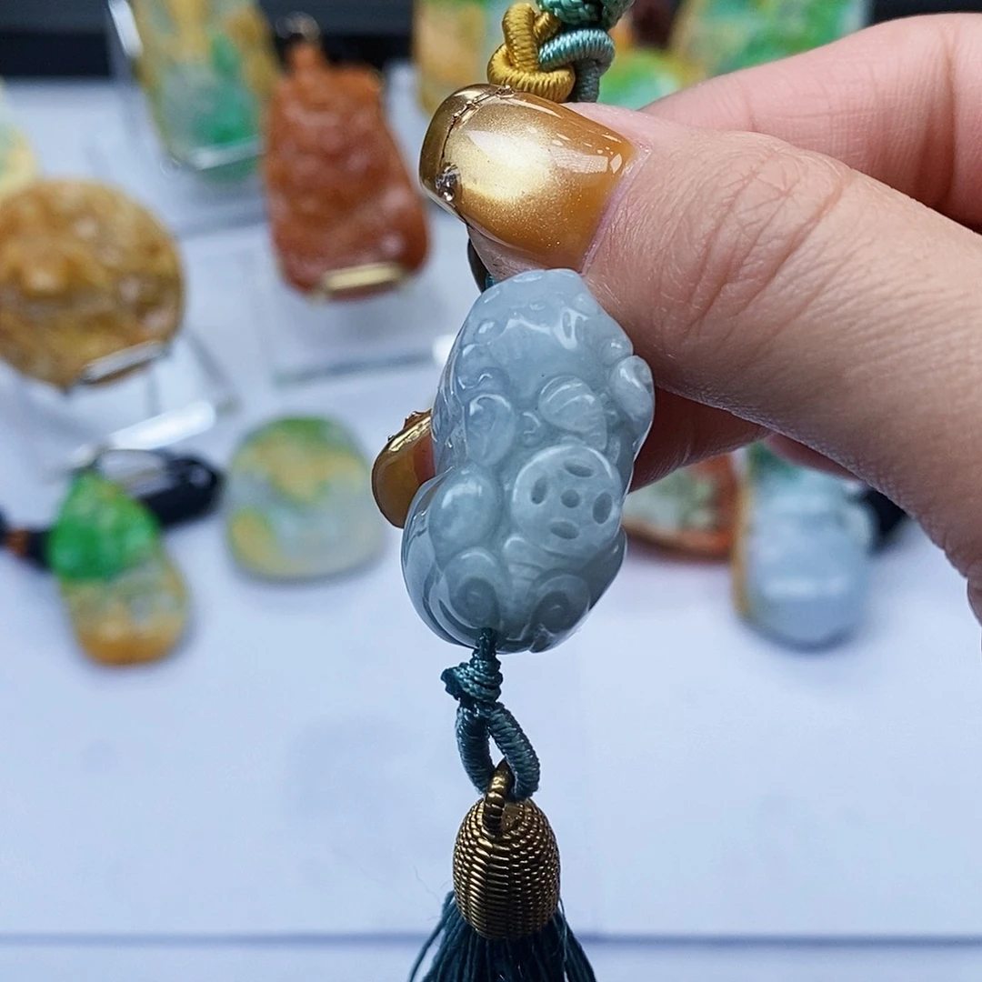 颈饰未镶嵌翡翠翡翠A货
