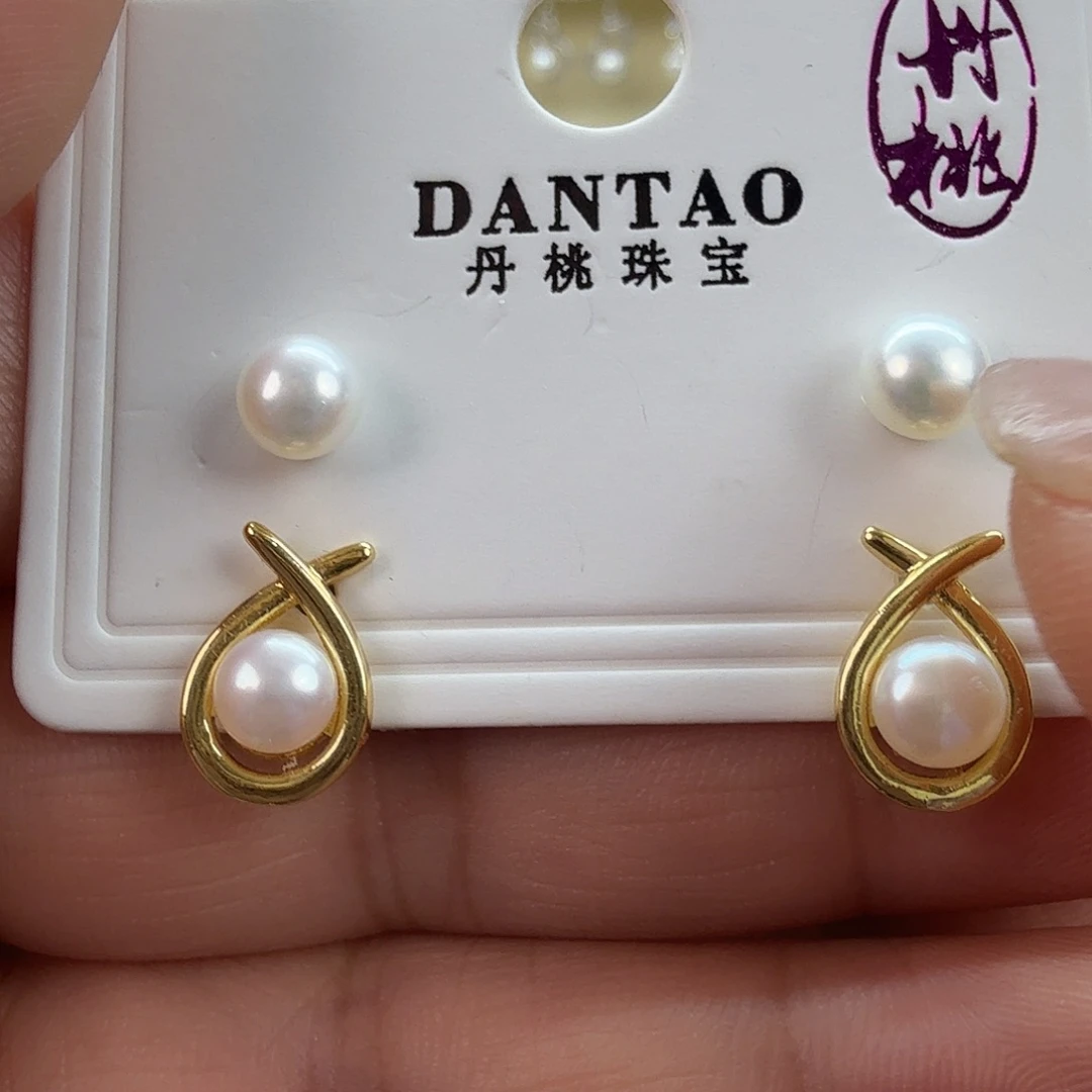 淡水珍珠耳饰未镶嵌