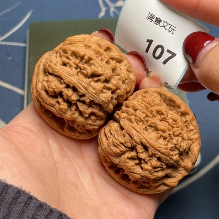 文玩核桃把件粗筋47.107