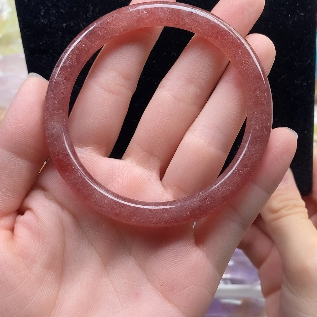 手镯水晶未镶嵌圆条草莓晶59