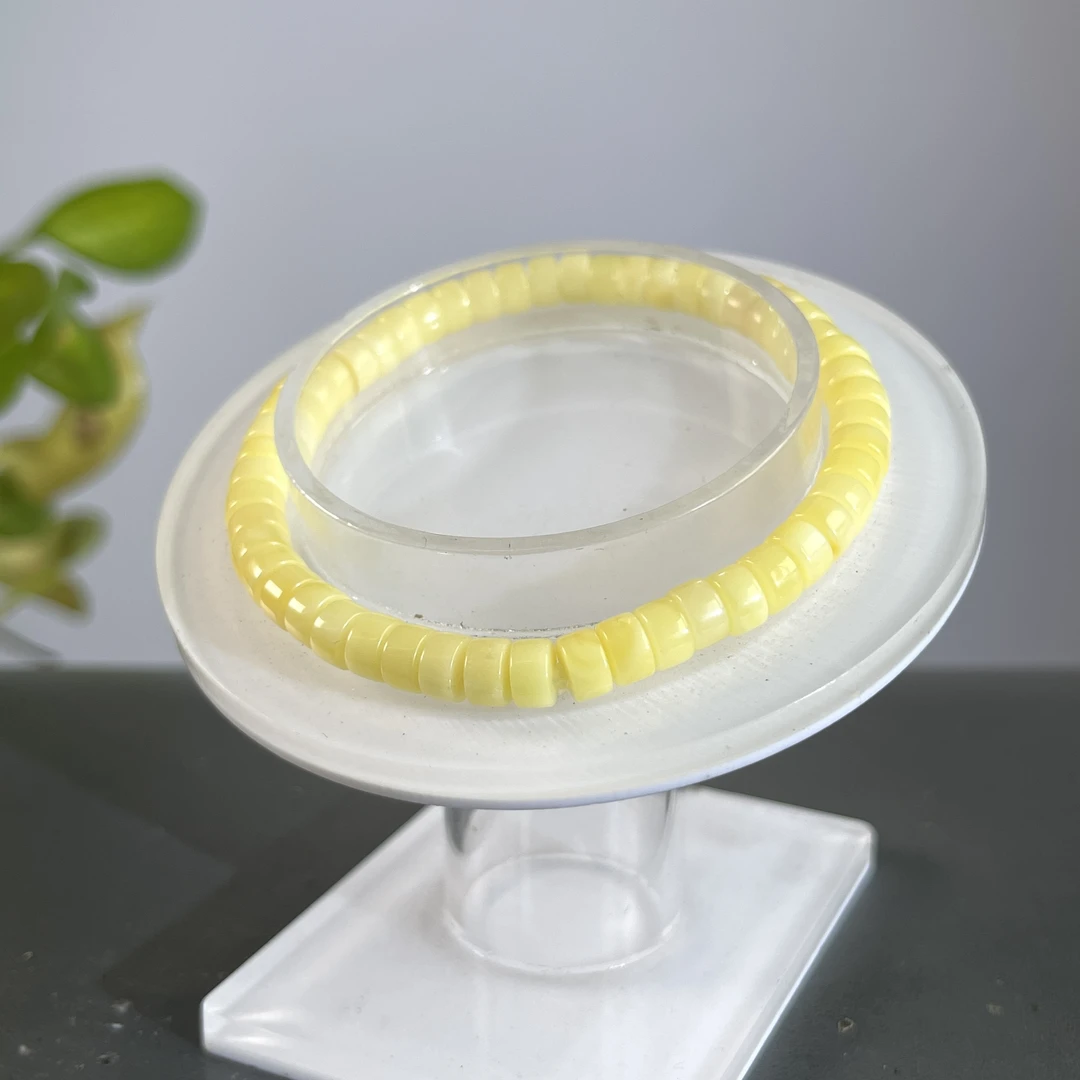 JXA12-018  蜜蜡-手串