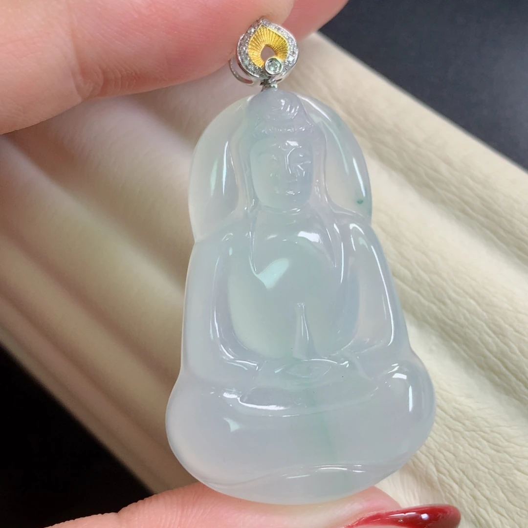 翡翠18K金镶嵌颈饰素衣